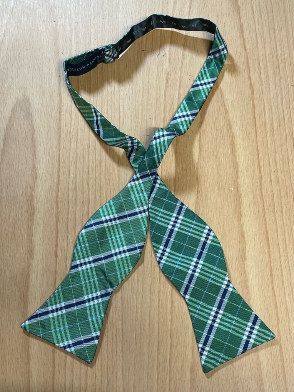 Tommy Hilfiger Green Plaid Tartan Bow Tie with Navy & White Accents